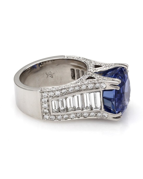 18KW Ceylon Sapphire and Diamond Ring